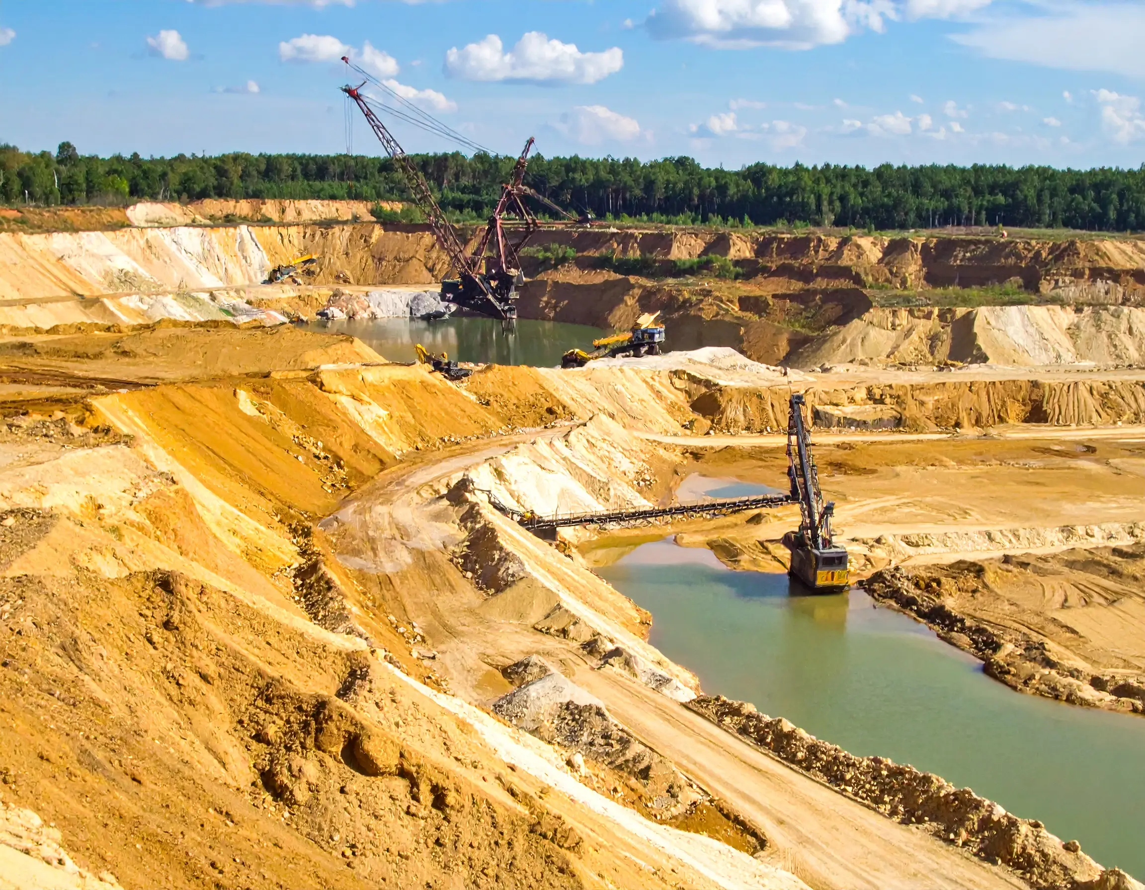 Firefly_gold_mining_884116.webp